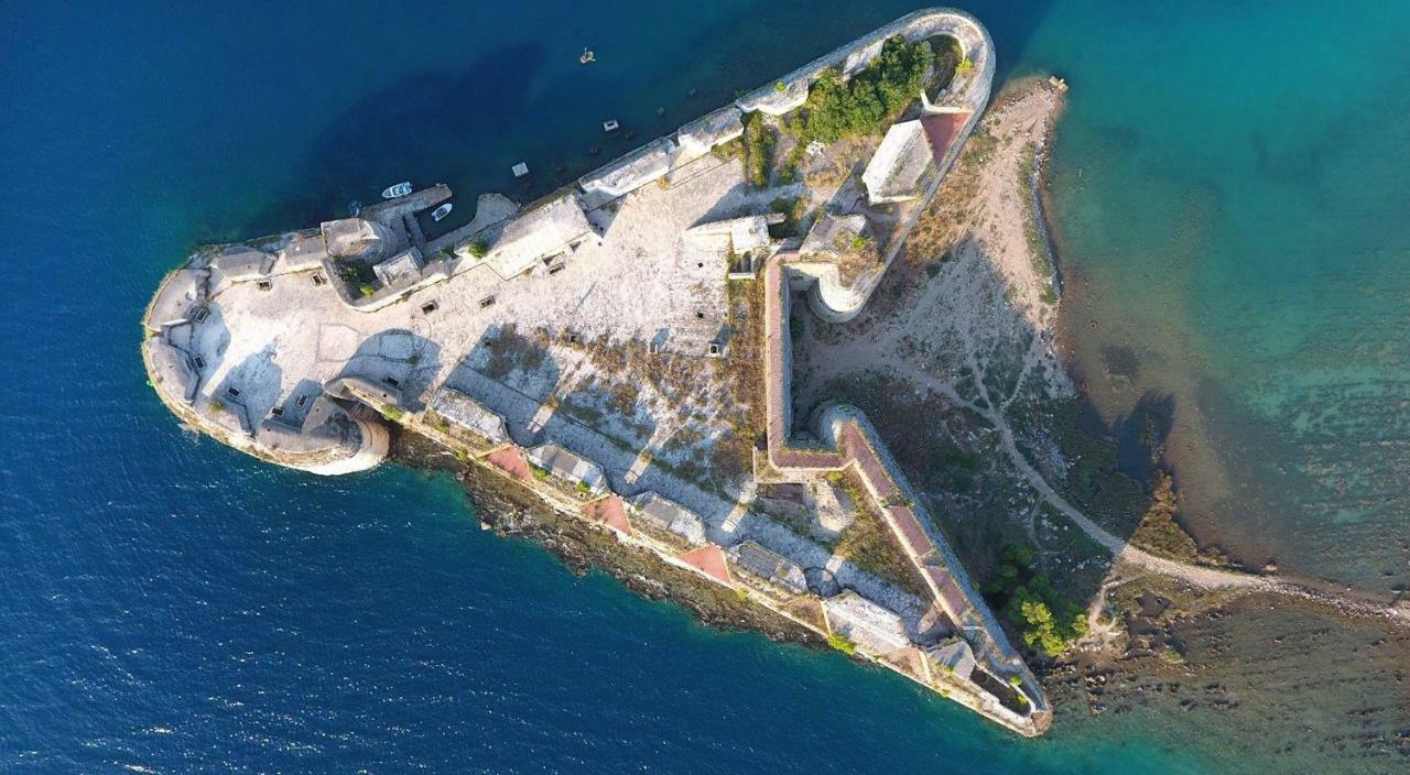 Kurika Anzotica Apartman Šibenik Kültér fotó